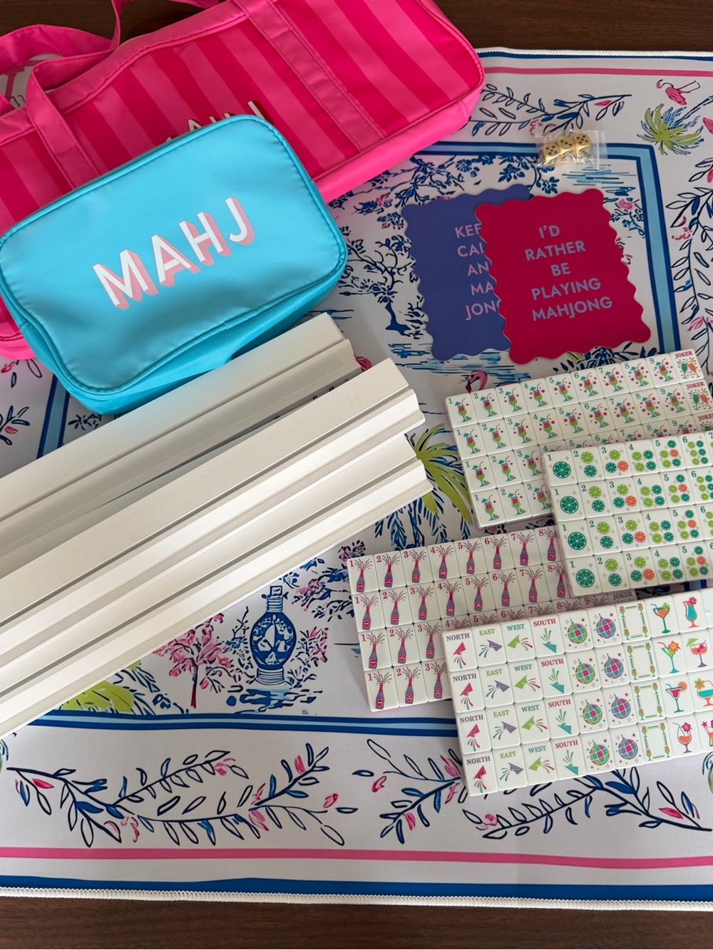 American Mahjong Tiles, Mat, Racks and accessories set